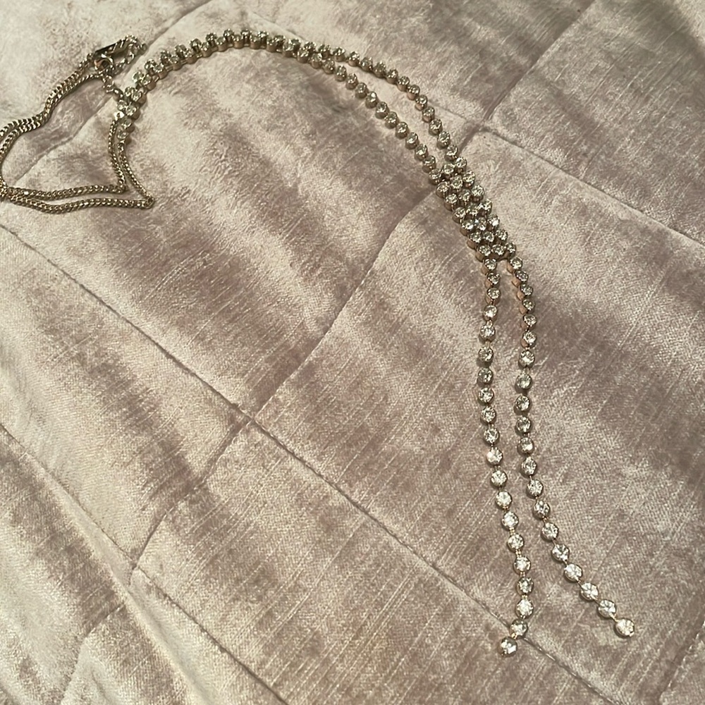 Elegant Long Lyiat white rhinestone necklace 34”